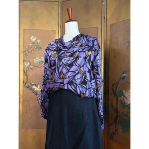 Vintage blouse with graphic prints, size L